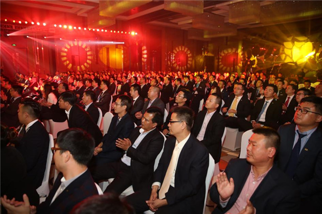 1476181390125269.jpg 金輝集團(tuán)20周年慶典